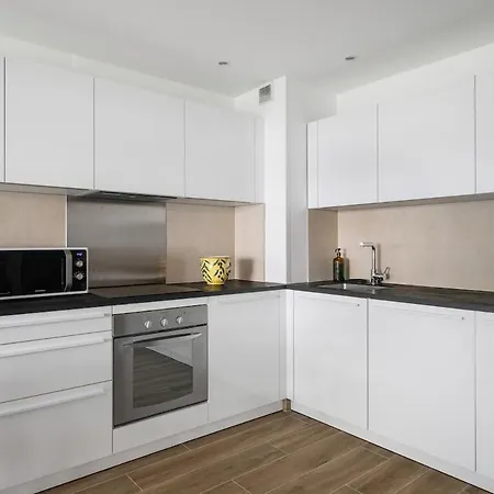 Le Rocamare - Piscine Toit Terrasse Parking Prive Apartment