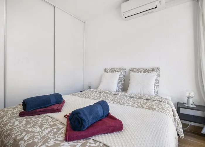 Le Rocamare - Piscine Toit Terrasse Parking Prive Apartment Menton